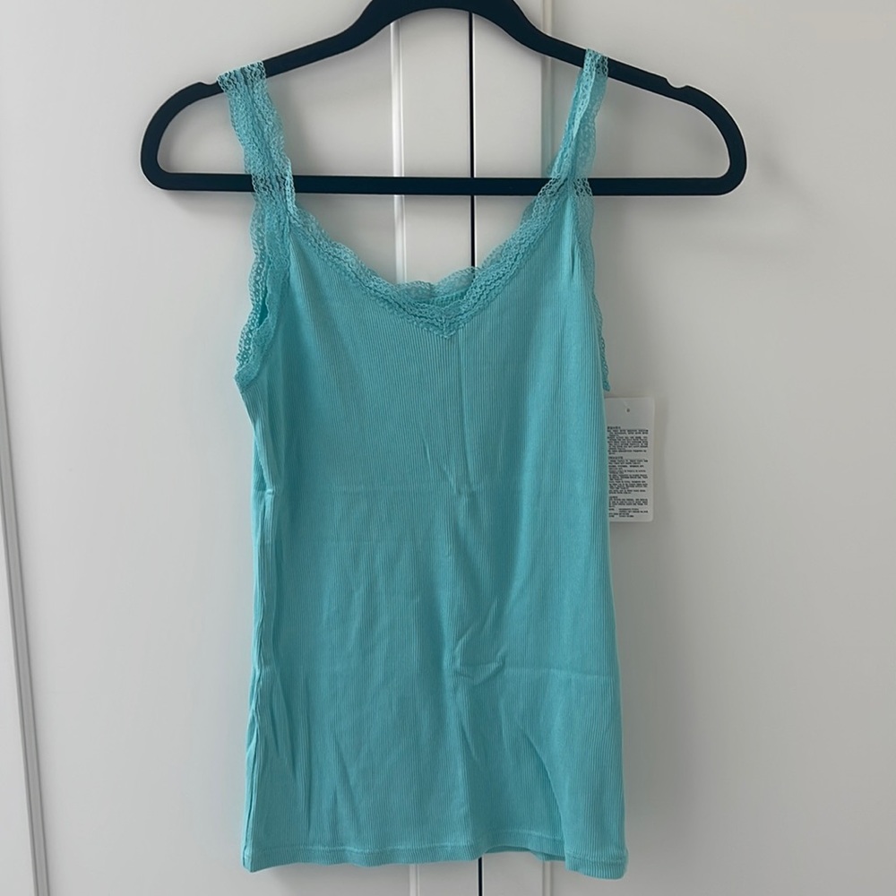Uniqlo Lace Camisole Tank